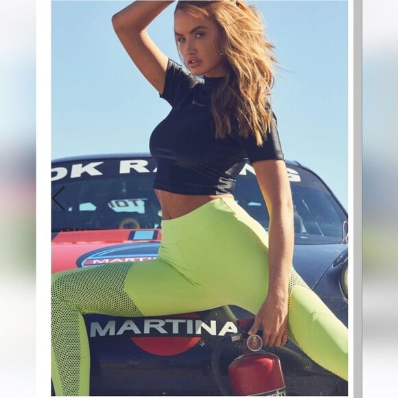 Koral Frame Blackout Legging - Picture 1 of 11